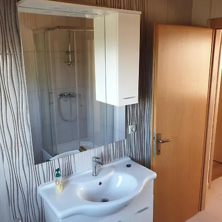 Impeccable 2-bed House In Privlaka Croatia Prázdninový dům Privlaka (Zadar)
