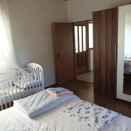 Impeccable 2-bed House In Privlaka Croatia Privlaka (Zadar)